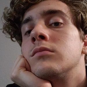 Meet your Posher, Avery